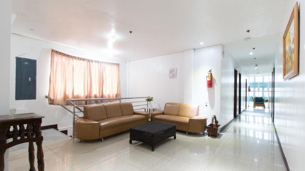 Отель Reddoorz @ Real Fatima Tacloban Anibong Экстерьер фото